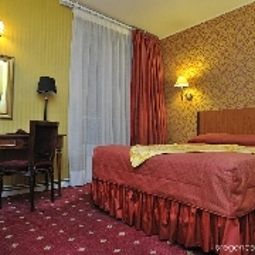 Room Regence Fotos