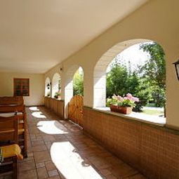 Terrasse Gastland MO Conference Center Fotos
