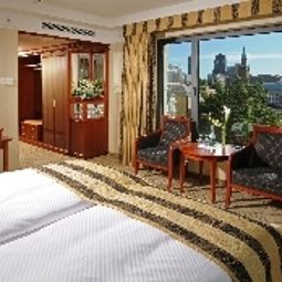Chambre pour voyageurs d'affaires Maritim Fotos