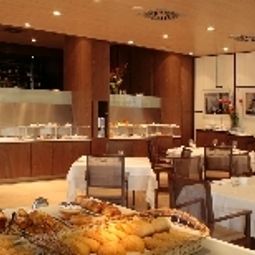 Salle du petit-déjeuner Neptuno Fotos