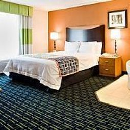 Zimmer Fairfield Inn & Suites Oakland Hayward Fotos