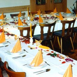 Frühstücksraum im Restaurant Zur Eiche Gasthaus Fotos