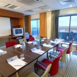 Conference room Holiday Inn Express STEVENAGE Fotos