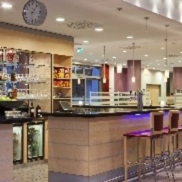 Bar Holiday Inn Express BERLIN CITY CENTRE Fotos