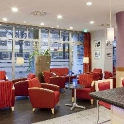 Halle Holiday Inn Express BERLIN CITY CENTRE Fotos