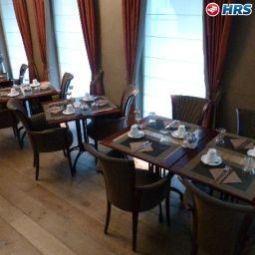 Комната для завтраков EXE Sablon Fotos