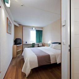 Номер ibis Bern Expo Fotos