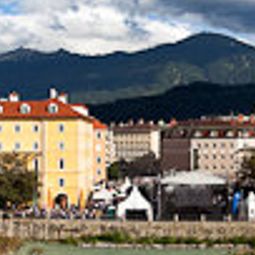 Vista exterior Schwarzer Bär Fotos