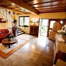 Hall Pension Clara Fotos