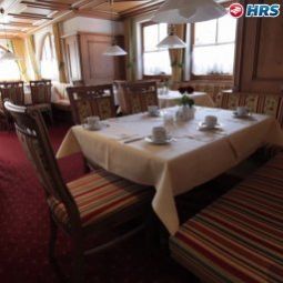 Salle du petit-déjeuner située dans le restaurant Moserhof Fotos