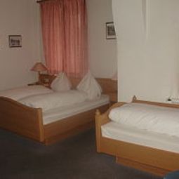 Room Zum Guten Hirten Fotos
