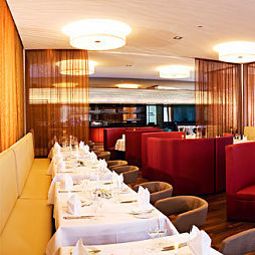 Sala colazione nel ristorante Falkensteiner Hotel & Asia Spa Leoben Fotos