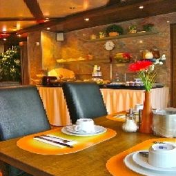 Breakfast room within restaurant Sophien Fotos