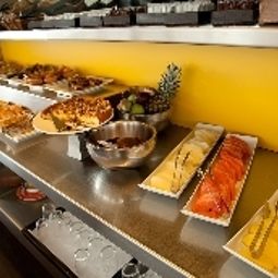 Буфет B-Hotel Fotos