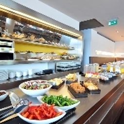 Буфет B-Hotel Fotos