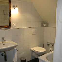 Cuarto de baño Schwan Hotel und Taverne Fotos
