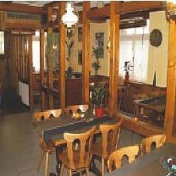 Frühstücksraum im Restaurant Falken Fotos