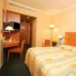 Номер Parkhotel Fotos