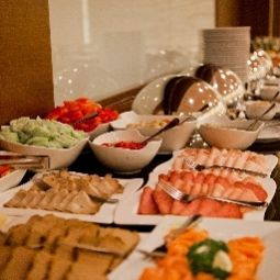 Buffet Golden Tulip Warsaw Centre Fotos