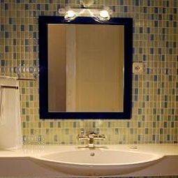 Salle de bains Blume Conde de Aranda Apartamentos Fotos