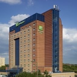 Фасад Holiday Inn LONDON - BRENT CROSS Fotos