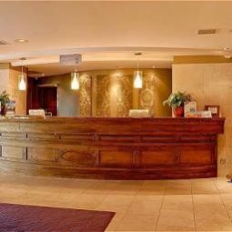 Холл Holiday Inn NOTTINGHAM Fotos