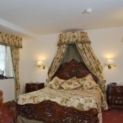 Suite Junior Stanhill Court Fotos