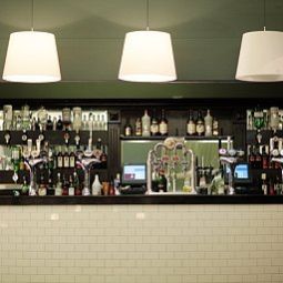 Bar Paragon Fotos