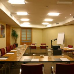 Sala de reuniones Holiday Inn MILAN - GARIBALDI STATION Fotos