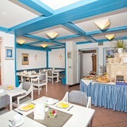 Frühstücksraum Antonia Garni Fotos