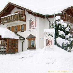 Außenansicht Antonia Garni Fotos