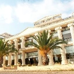 Фасад Hera Hotel Fotos