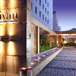 Фасад Divan Istanbul City Fotos