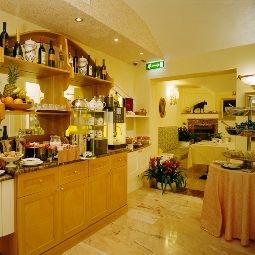 Буфет Dieci Fotos