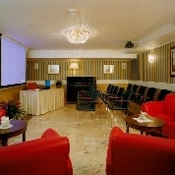 Конференц-зал Dieci Fotos