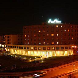 Vista exterior Leon D Oro Fotos