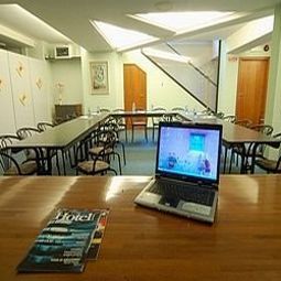 Sala de reuniones Roxy Fotos