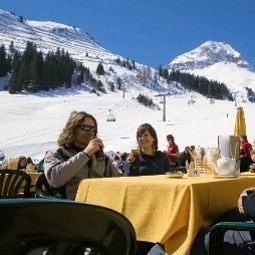 Terrasse Steffisalp Sporthotel Fotos