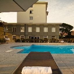 Basen Quality Hotel Yes Fotos