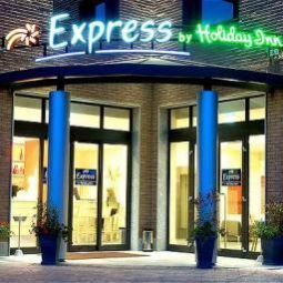 Vue extérieure Holiday Inn Express REGGIO EMILIA Fotos