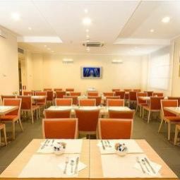  Holiday Inn Express REGGIO EMILIA Fotos