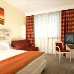 Chambre Holiday Inn Express REGGIO EMILIA Fotos