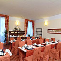 Breakfast room Caravaggio Fotos