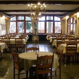 Salle du petit-déjeuner située dans le restaurant Brandbach Fotos