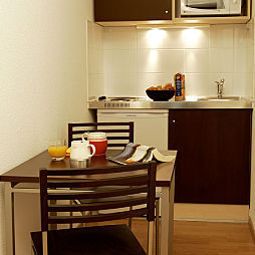Kitchen Adagio Access Vanves Porte de Châtillon (ex Citéa) Fotos