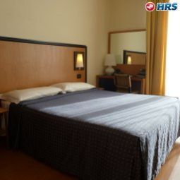 Номер Masini Fotos