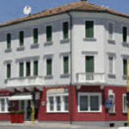 Exterior view Vittoria Fotos