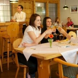Bar AZK Arbeitnehmer-Zentrum Königswinter Fotos