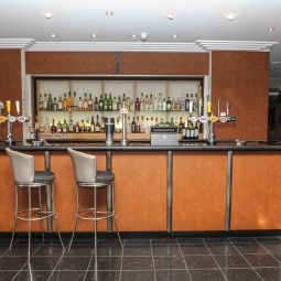 Bar Pinewood Fotos