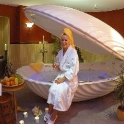 Wellnessbereich Balneolum Fotos